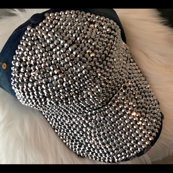 Classy Bling Bling Cap? main image 4
